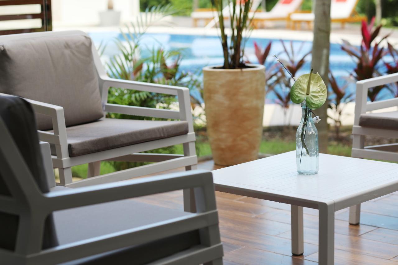Terrazas Apartments By Bahia Principe Chacalal Exterior photo